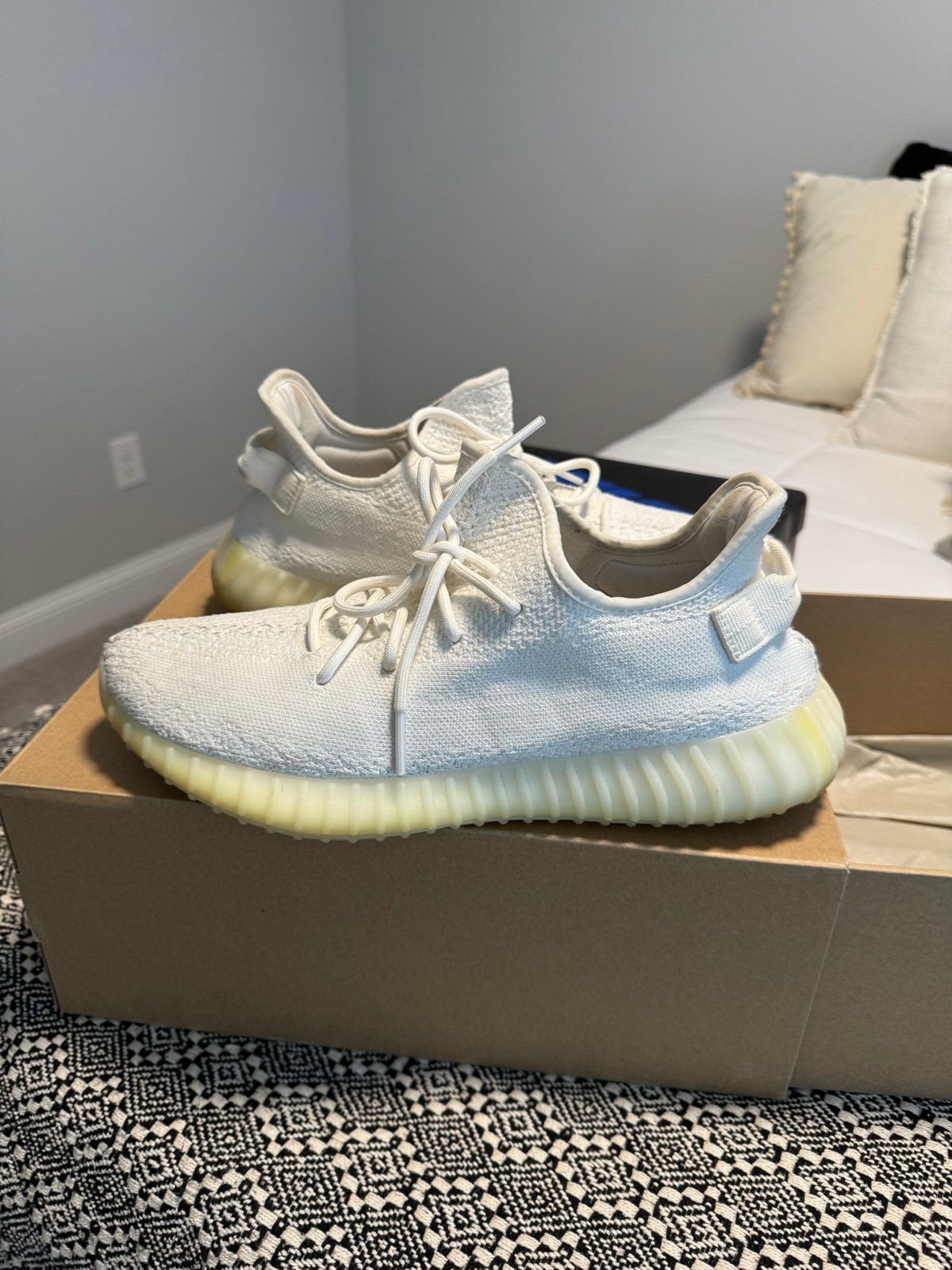 Adidas Yeezy Boost V2 Cream