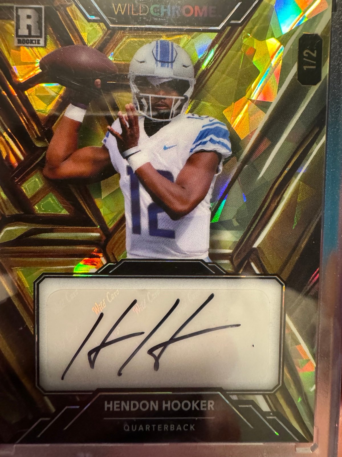 Hendon Hooker gold cracked ice 1/2 rookie auto