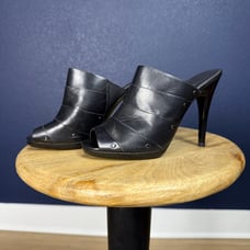 NWT Diane von Furstenberg studded leather heeled slides, size 7
