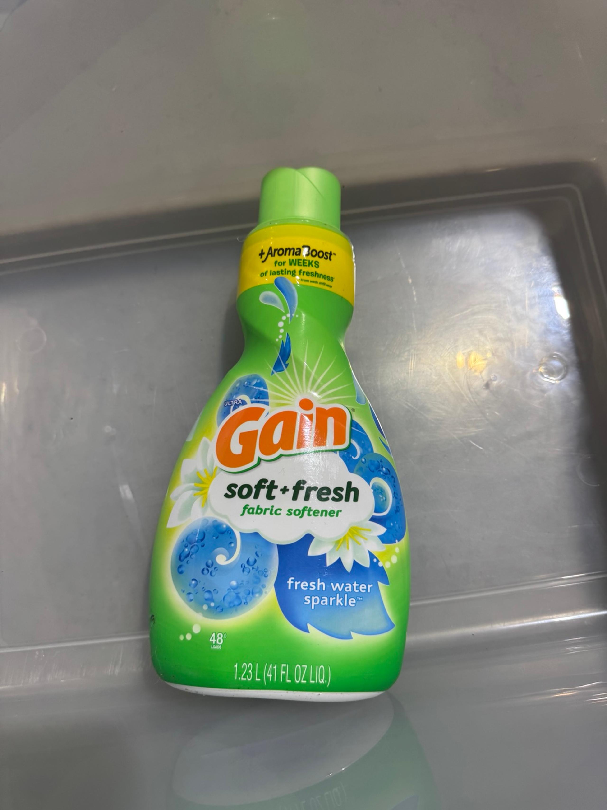 Gain fresh water sparkle fabric softener