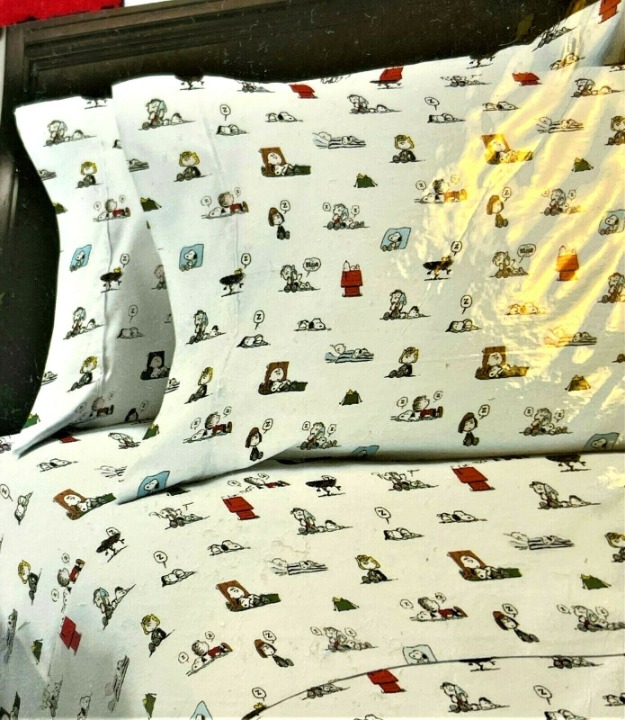 Peanuts Snoopy Sheet Set NEW Factory Packaged Queen Set