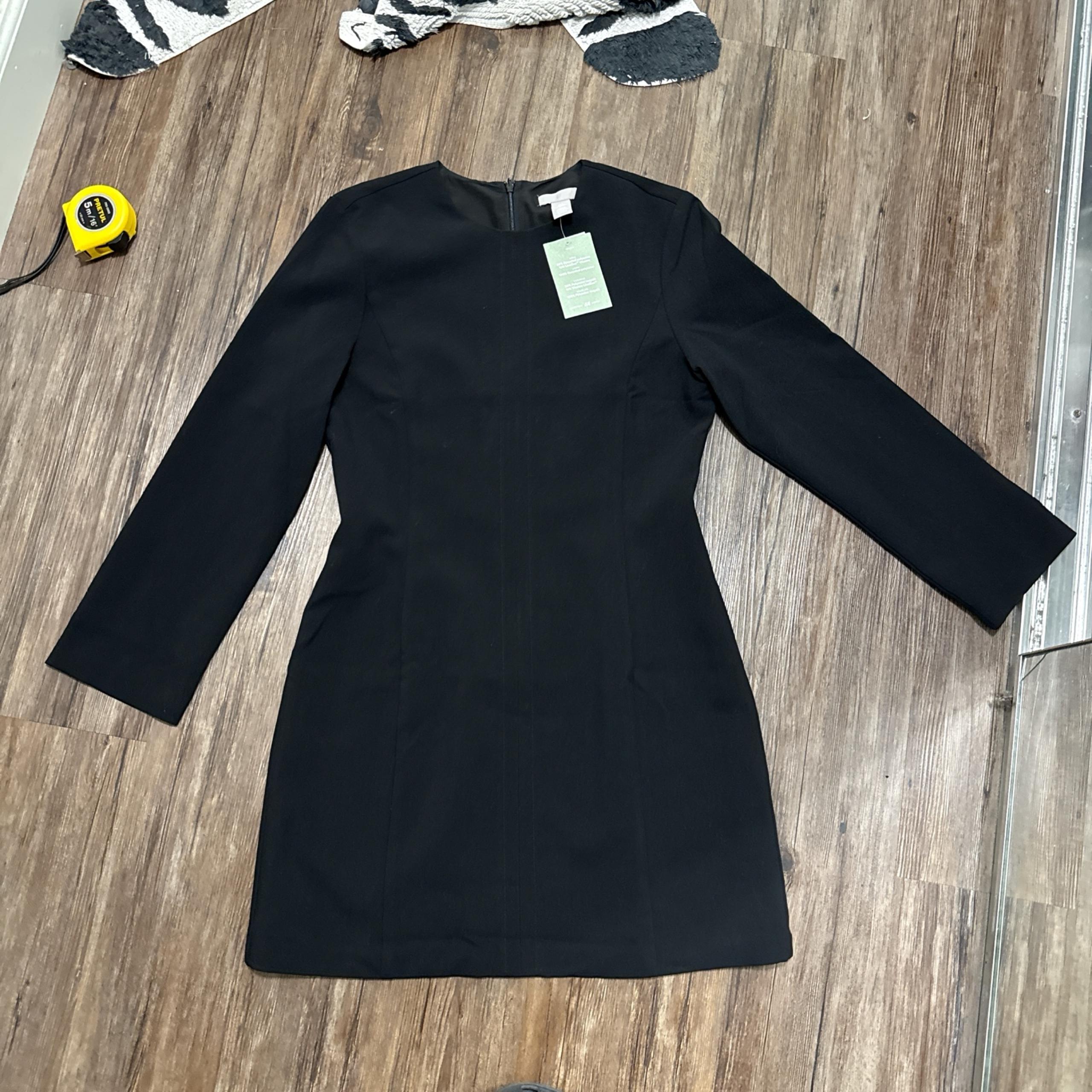 h&m black dress
