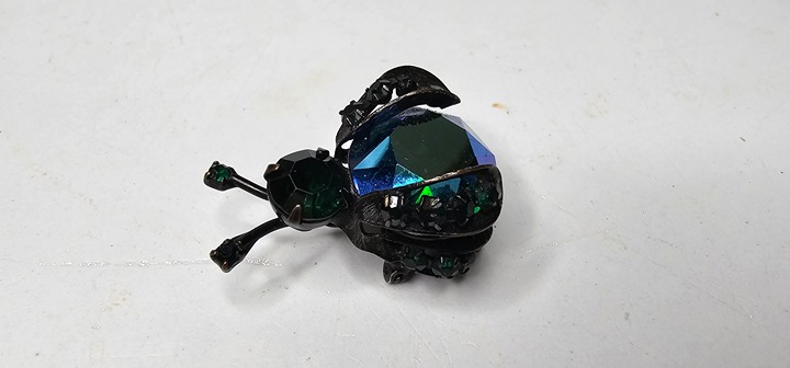 WARNER AB Coated Black & Blue Green Bug Fly Insect Pin Brooch 1950s