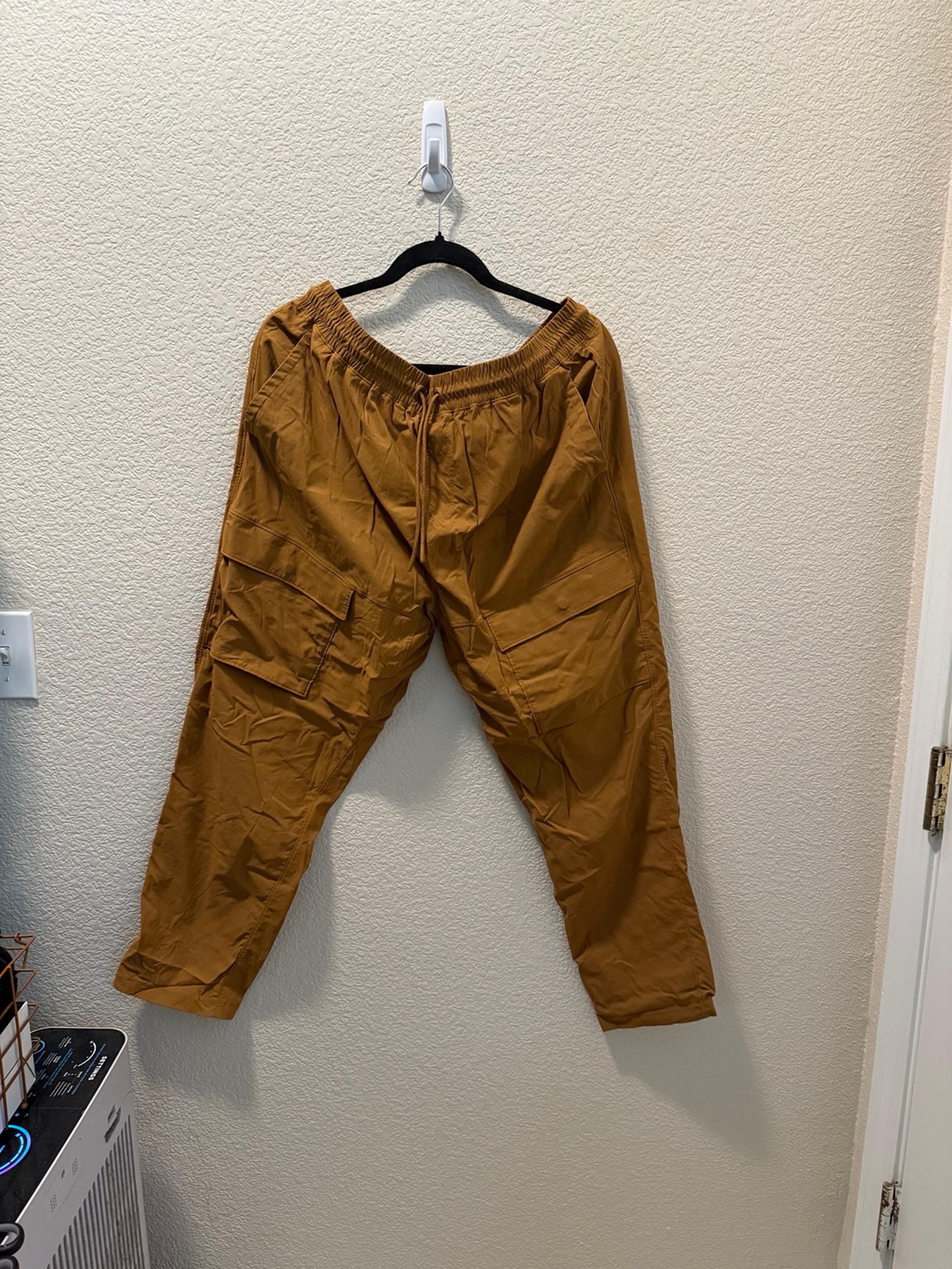 Men’s sweatpants