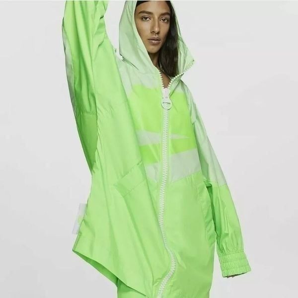 NWOT Nike Sportswear NSW Windrunner Full Zip Jacket Coat Windbreaker O/S