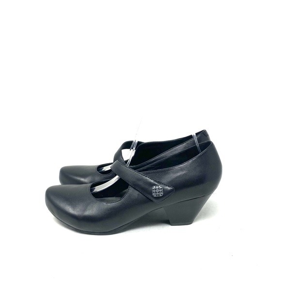 NEW Dansko Mary Janes