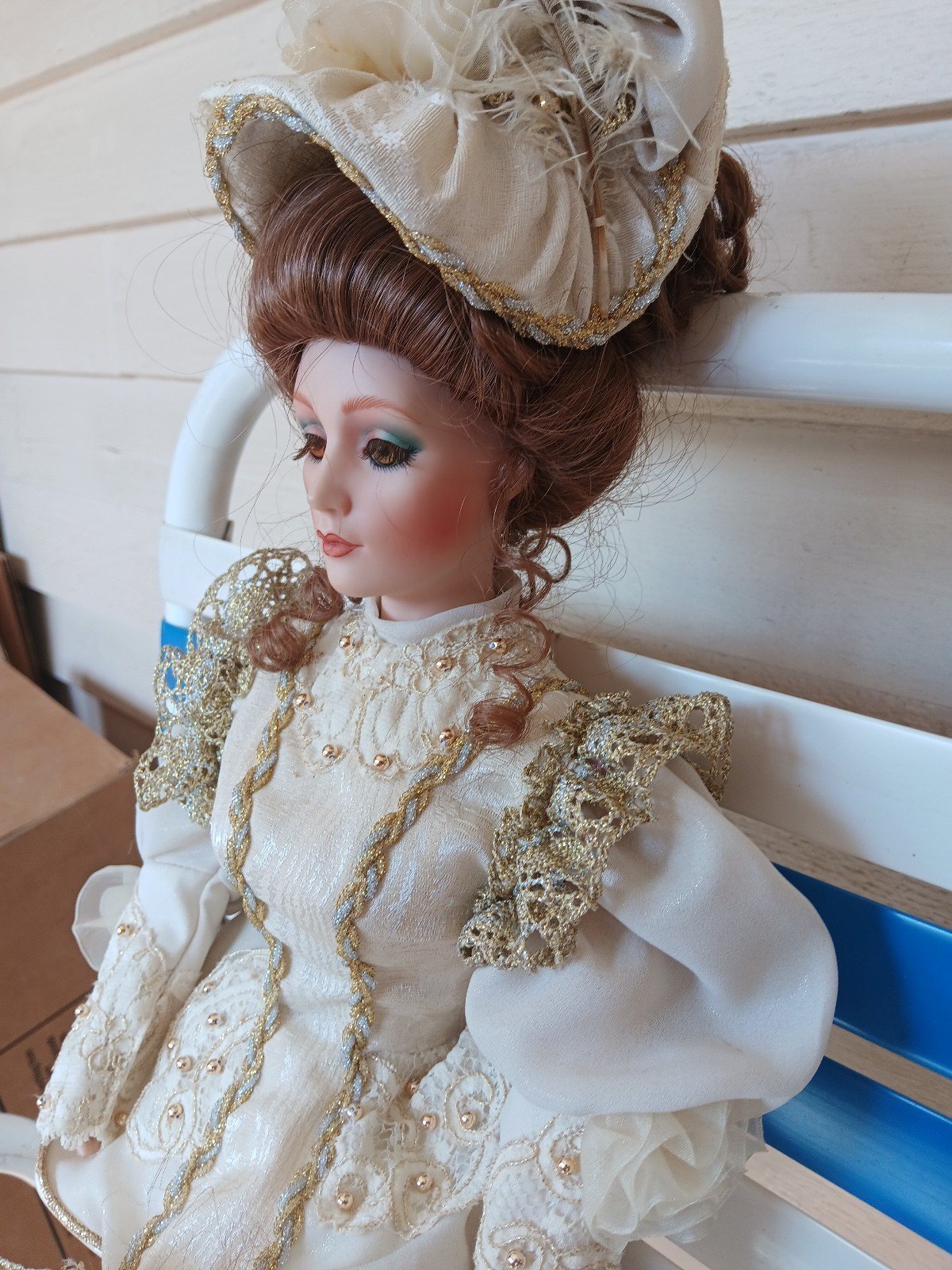 White Gold & Silver Pearl Rose Wedding Dress Porcelain Doll Franklin Mint Rare