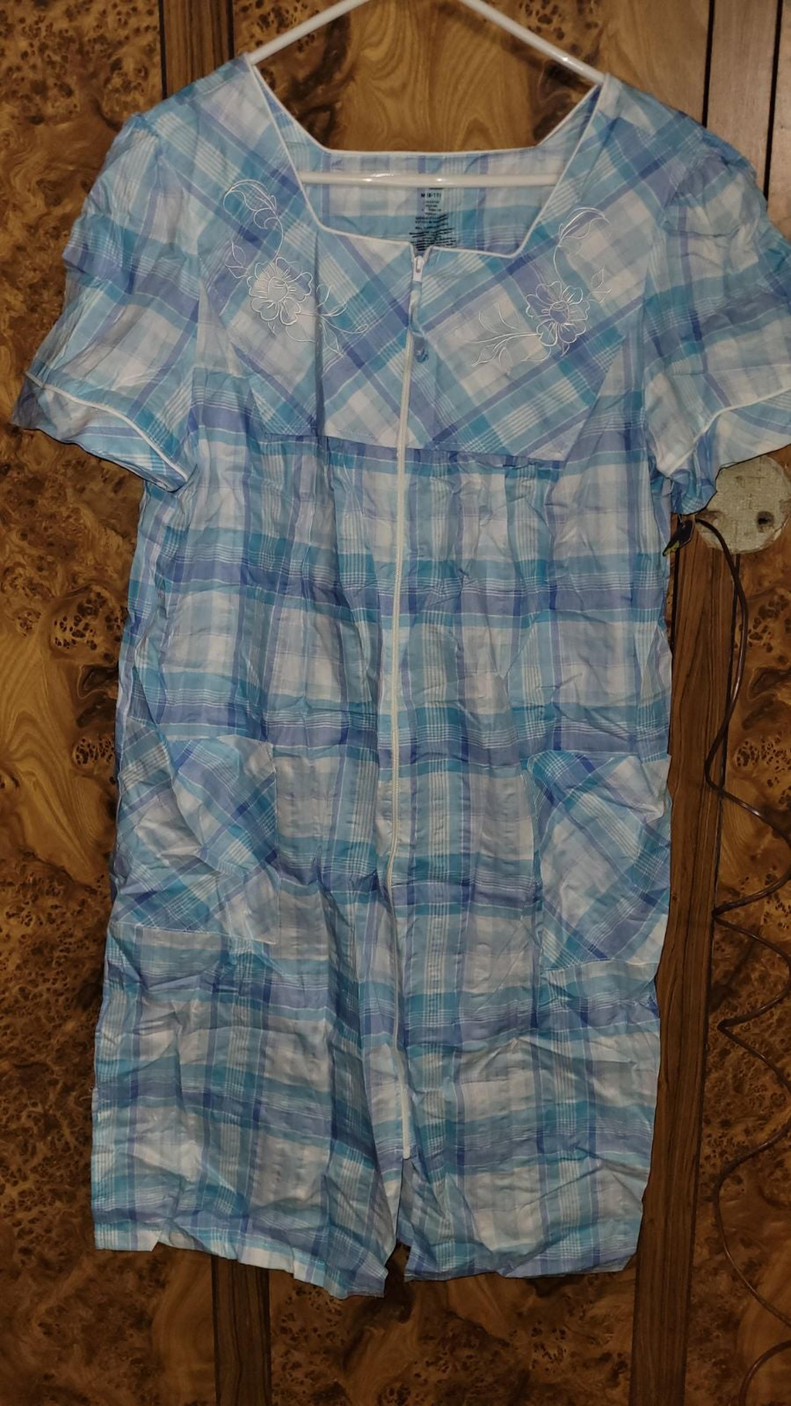 SECRET TREASURES women's short slv robe/housecoat NEW knee lngth pockets blue M