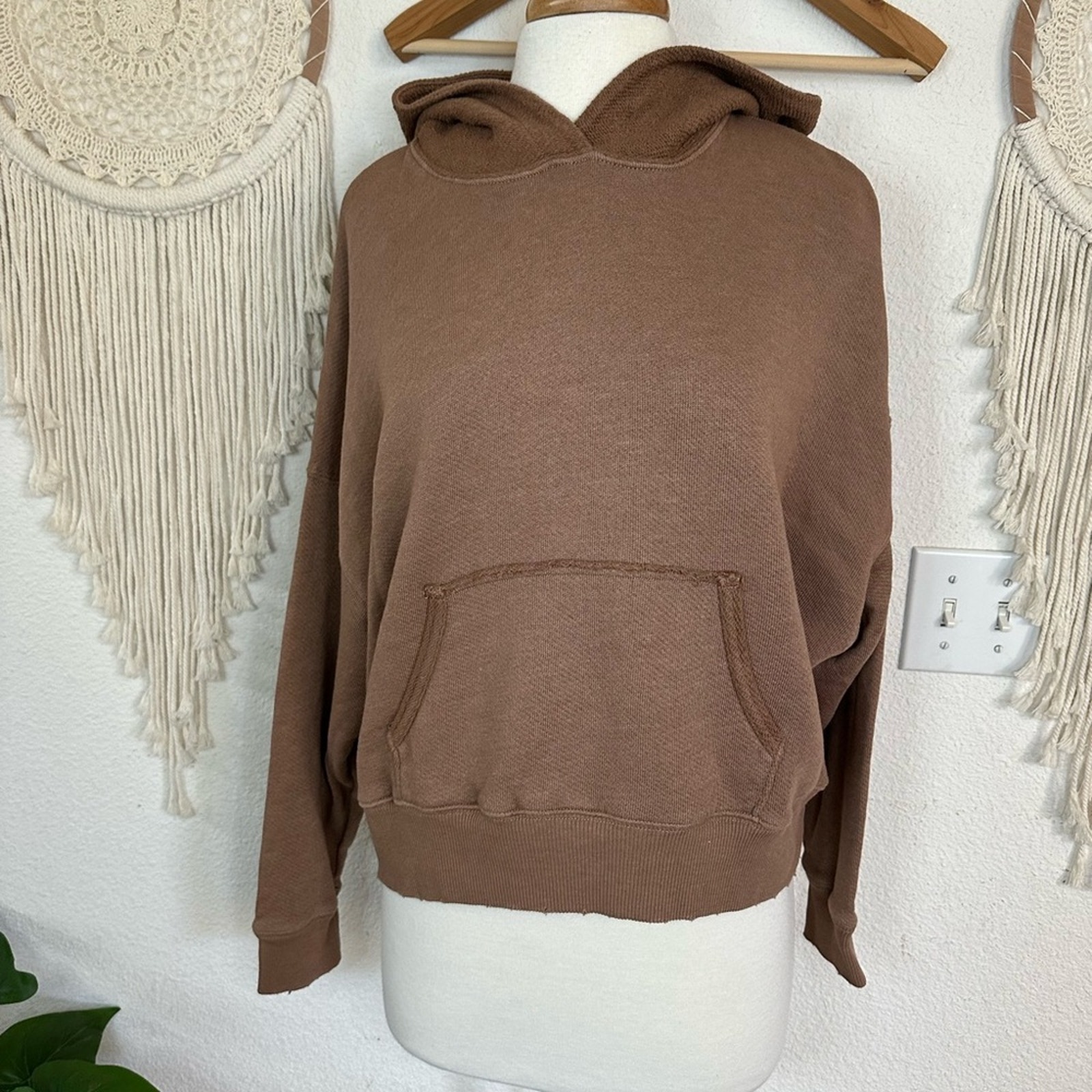American Eagle Outfitters Brown Hoodie Sweater medium