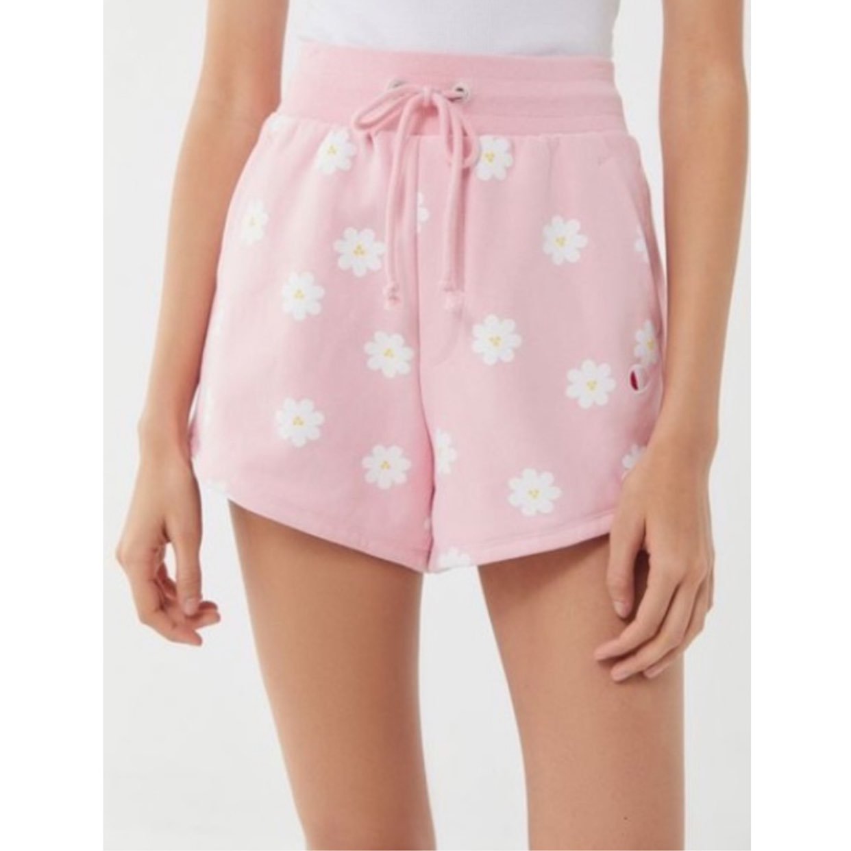CHAMPION x UO pink daisy shorts S