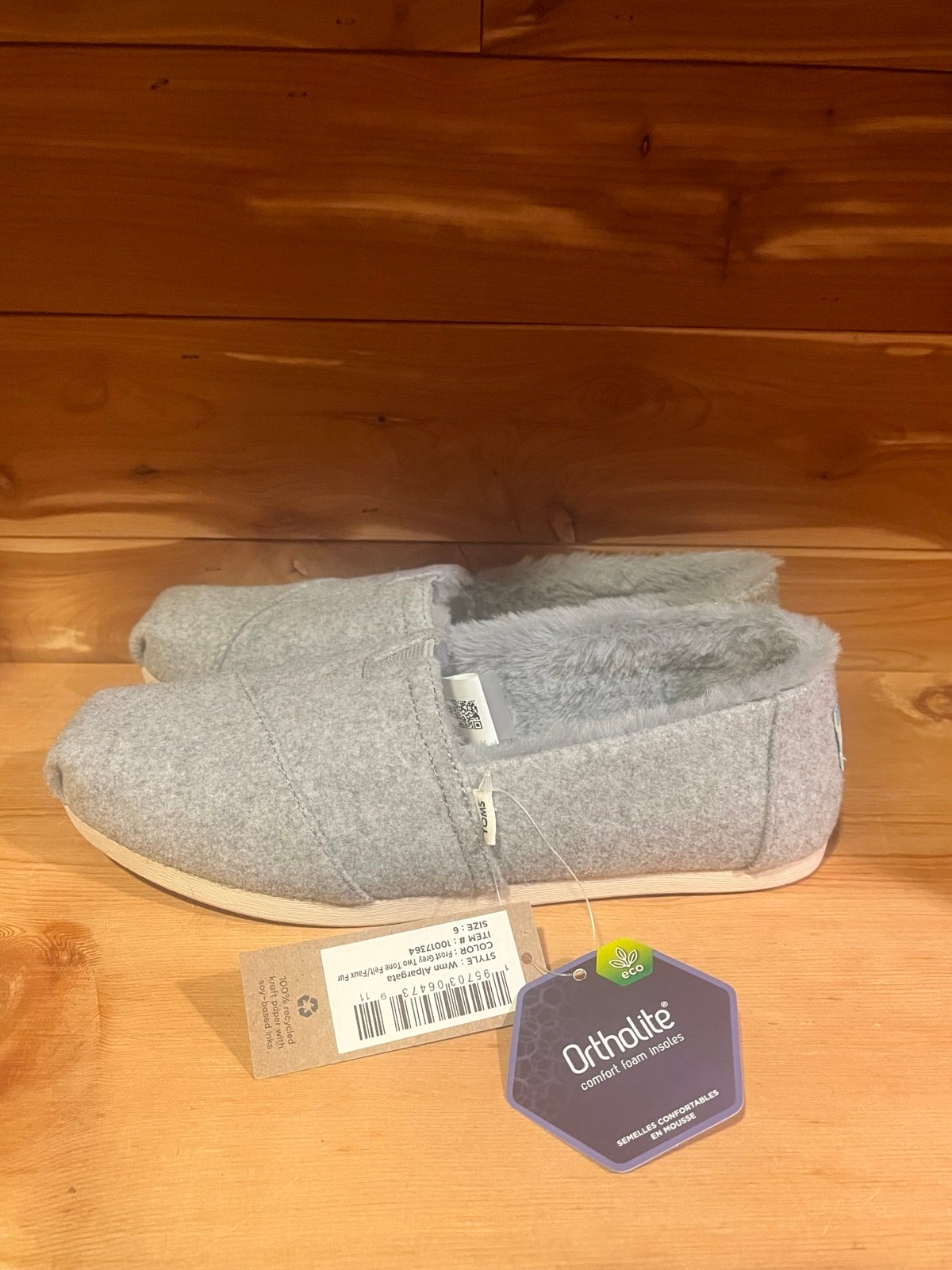 NWT Size 6 Alpargata Fleece Slip On Flats