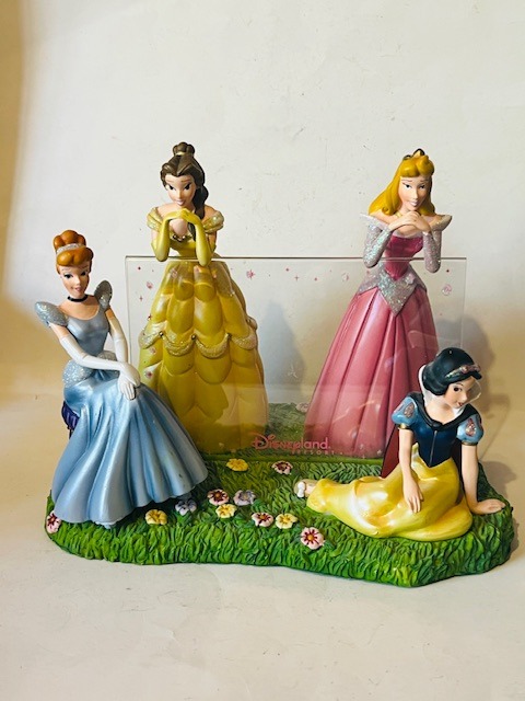 Disney Picture Frame 6X4 Princess Figurine Cinderella Snow White Belle Aurora