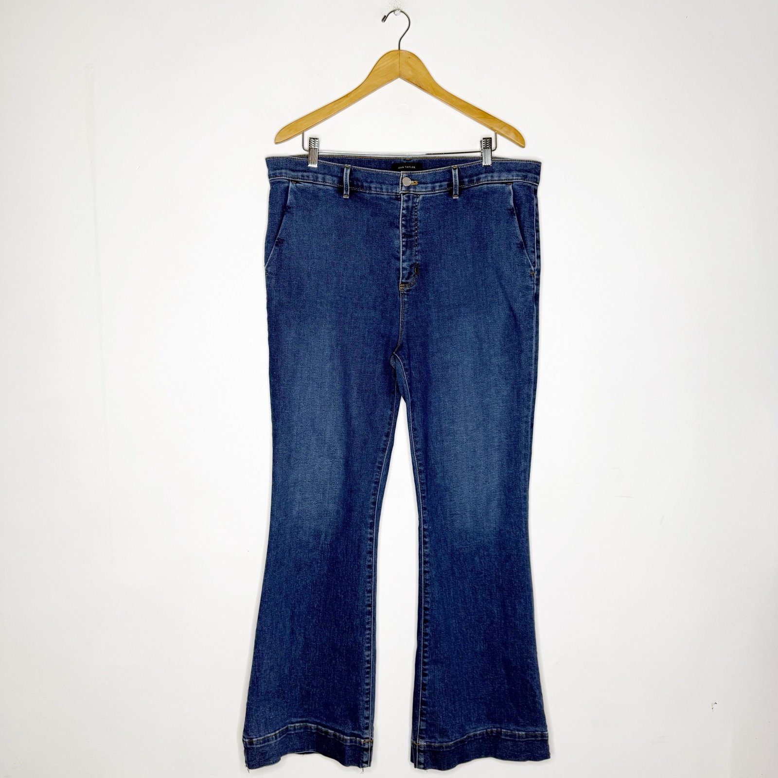 Ann Taylor The Flare Denim Trouser Jeans Size 16