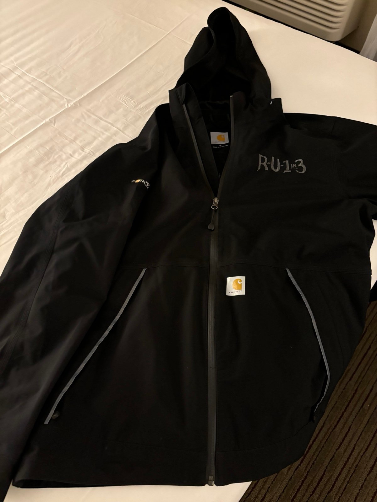 RARE Carhartt J162 Storm Defender Black Waterproof Relaxed Mens Medium Jacket