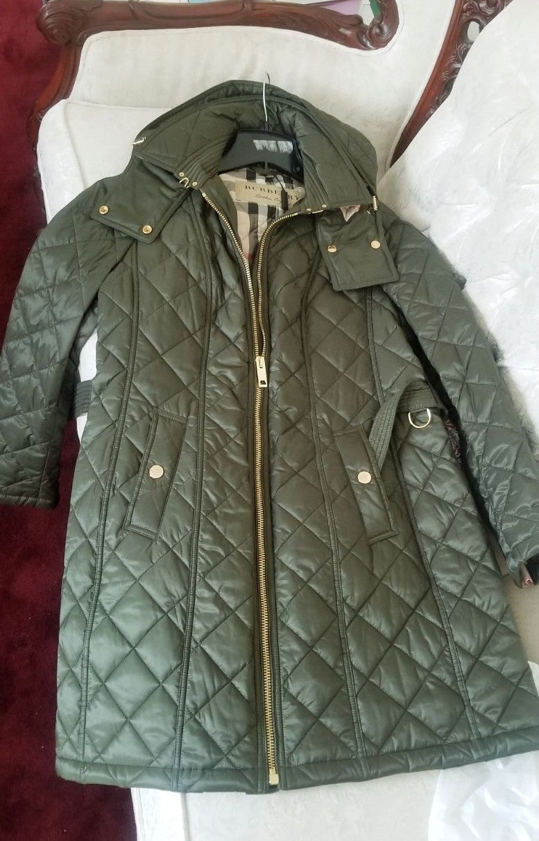 Burberry L hooded coat olive Quilted