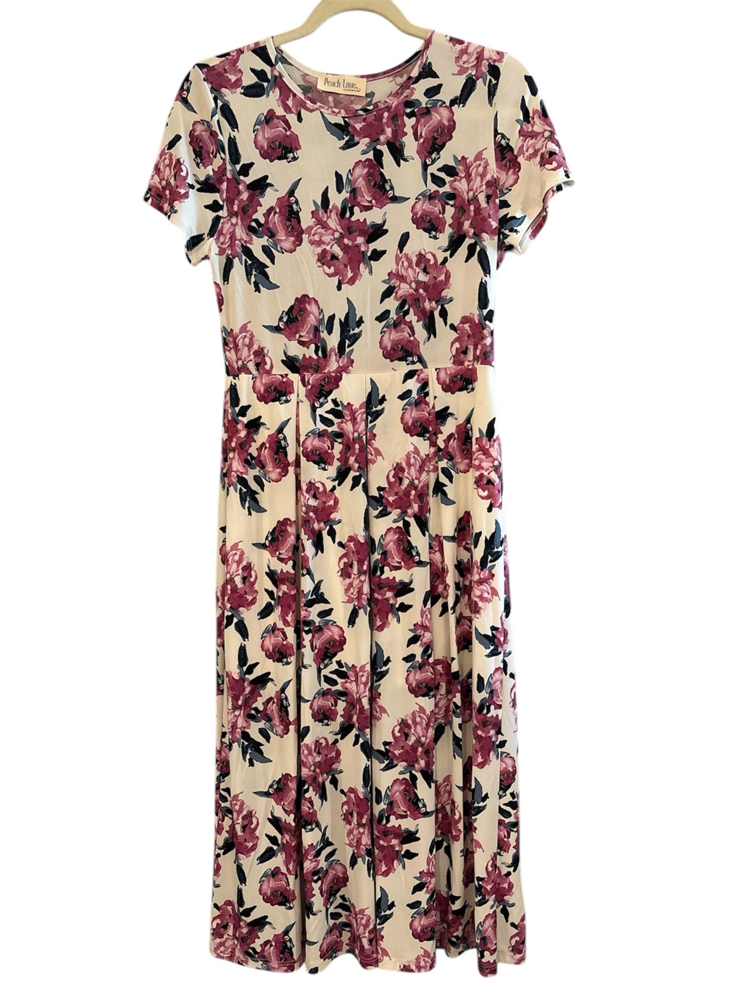 Short Sleeve Floral Pleated and Lined Dress by Peach Love California - Sz Medium