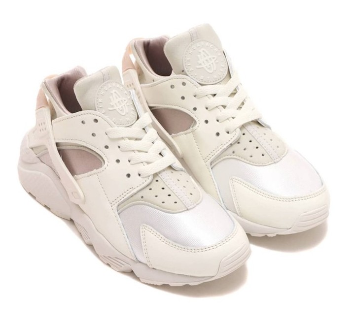 Nike Huarache Sail Light Bone Women's 8.5