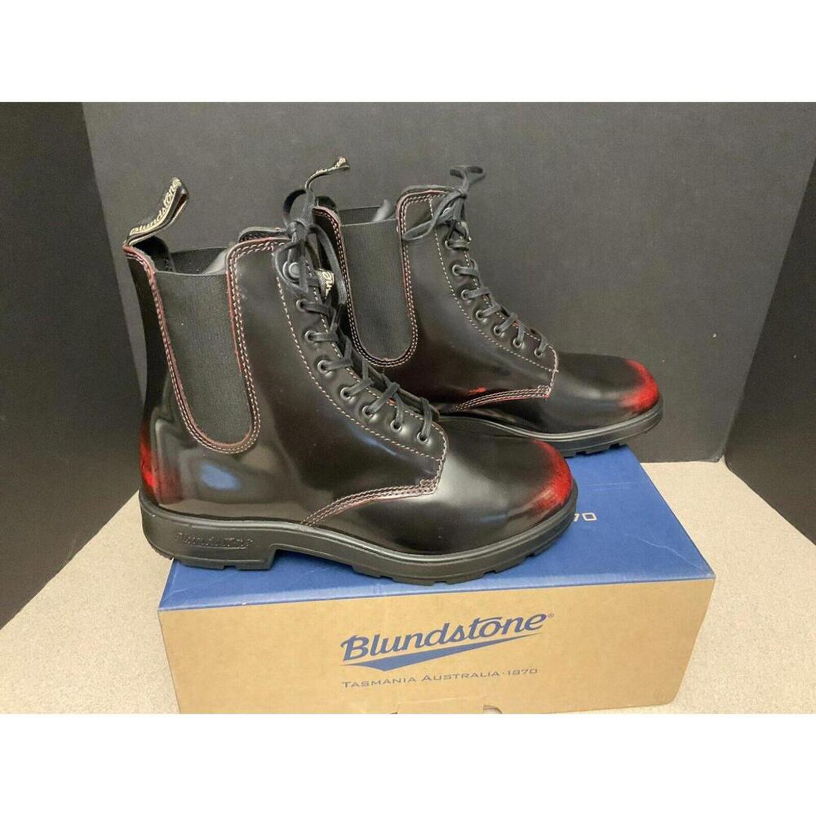 New! Womens Blundstone 2220 Lace-Up Boots in Bordeaux Brush. Size US 10.5. Nice!