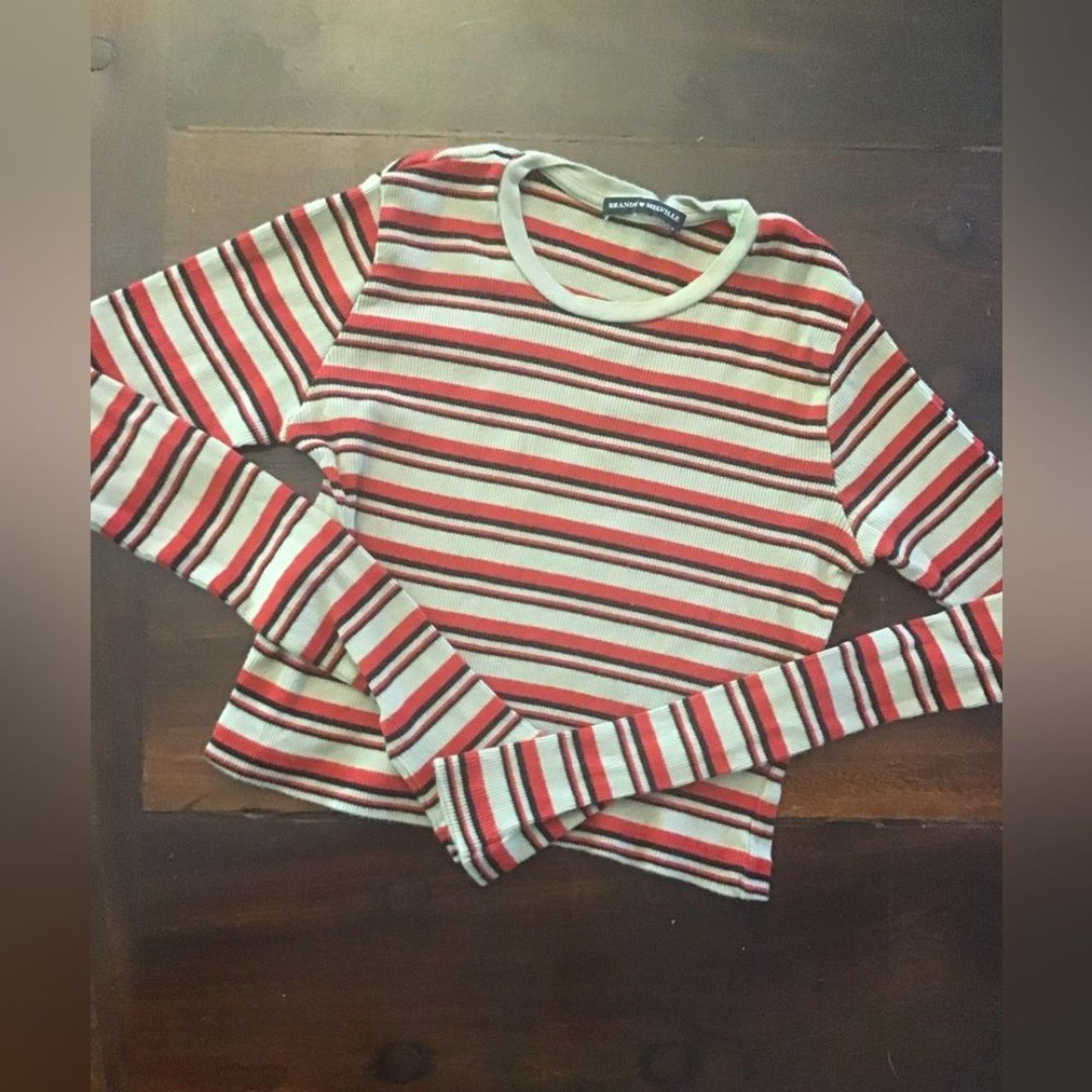 Brandy Melville The Hobbit Ribbed Top S/M