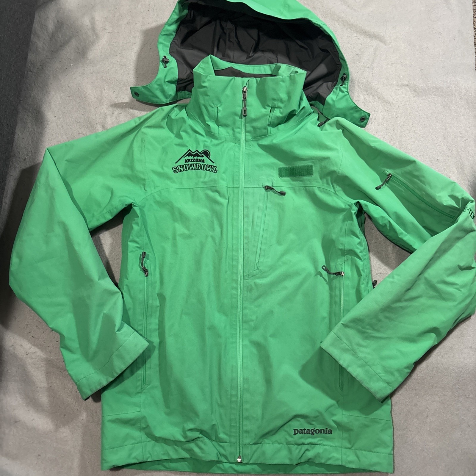 Patagonia Front Country Uniform Jacket Men's Small Green Gore Tex Rare