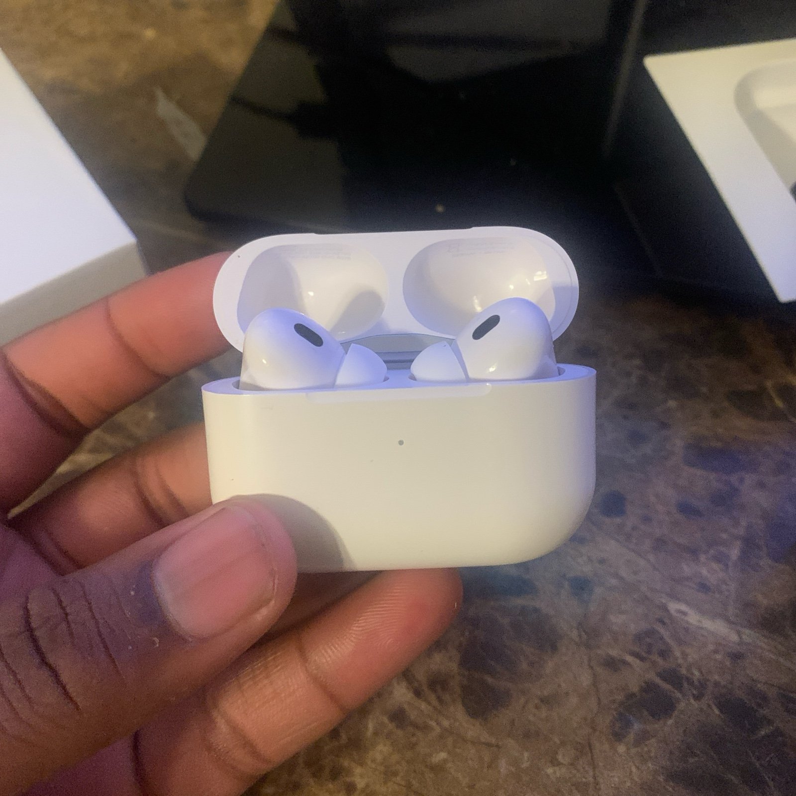 Apple AirPods Pro 2ng Gen Earphones