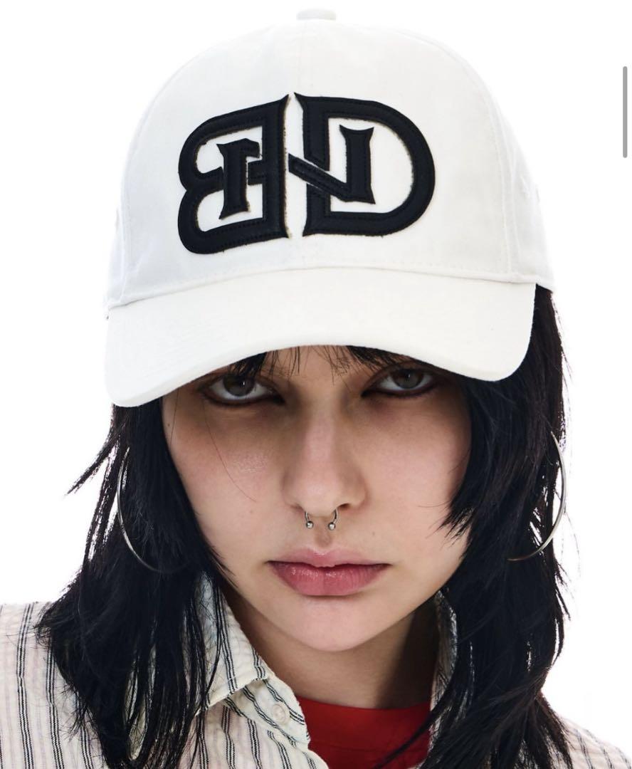 Beeden Leather Logo Basic Cap (White)