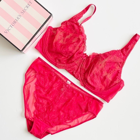Vintage 40DD XL Victoria’s Secret red bra set