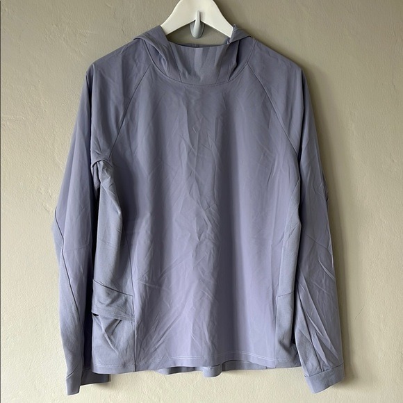 Mountain Hard Wear Hooded Lightweight Pullover