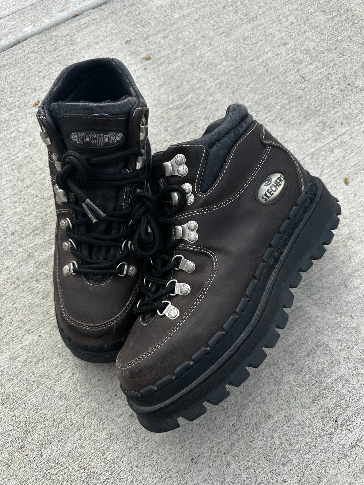 Vintage 90s sketcher hiking boots