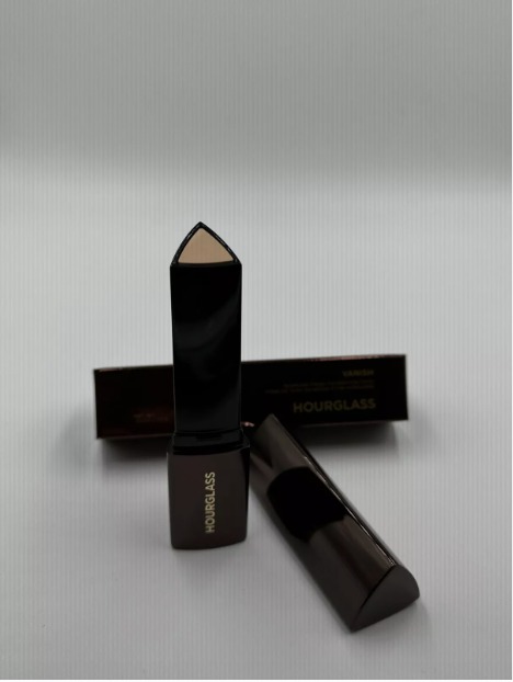 Hourglass Seamless Finish Foundation Stick - Cream