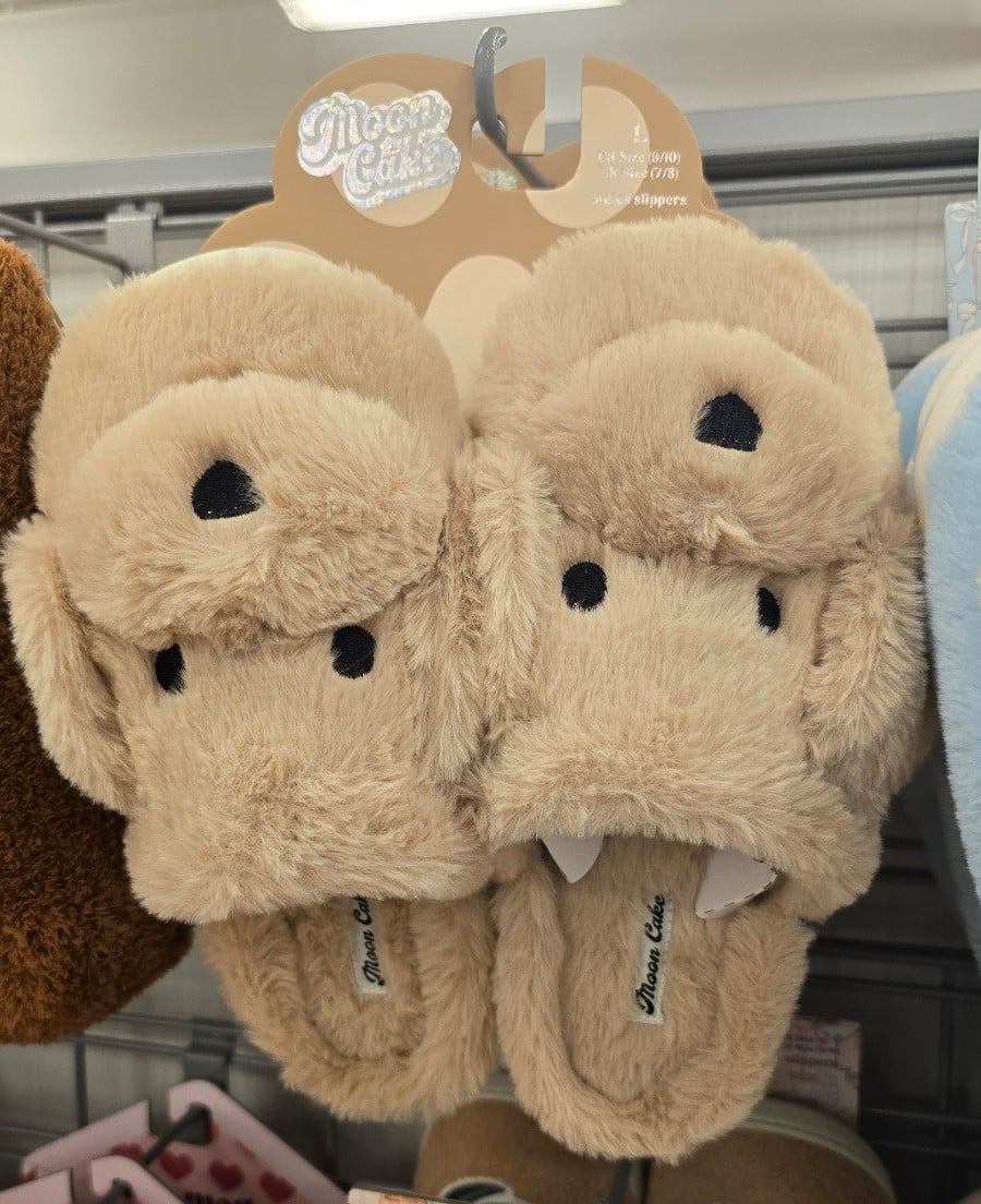 Moon cake Puppy slipper
