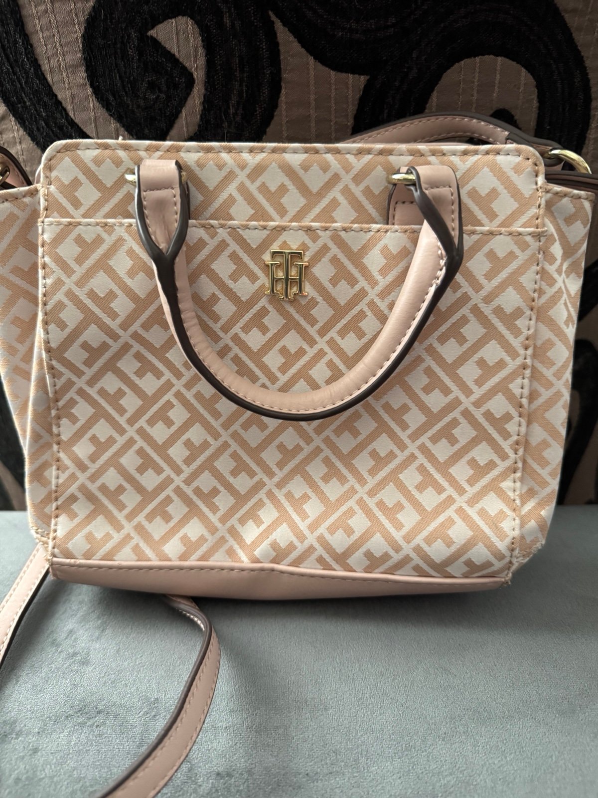 Tommy Hilfiger Handbag