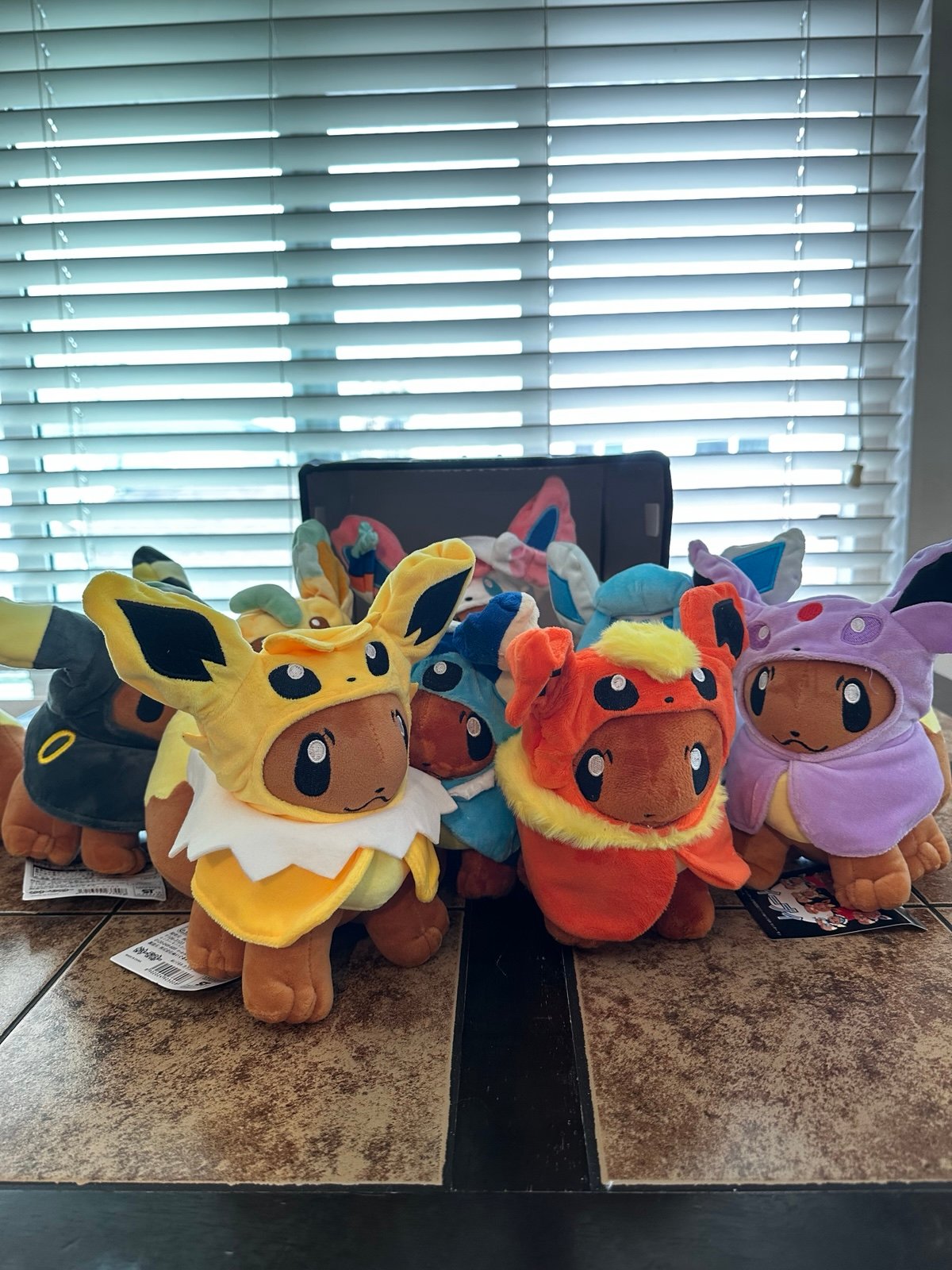 NEW Evee All Evolutions Cosplay Pokémon Plush