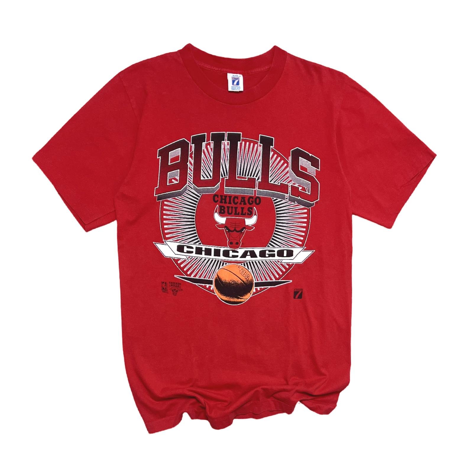 (L) Vintage 90's Chicago Bulls T-shirt