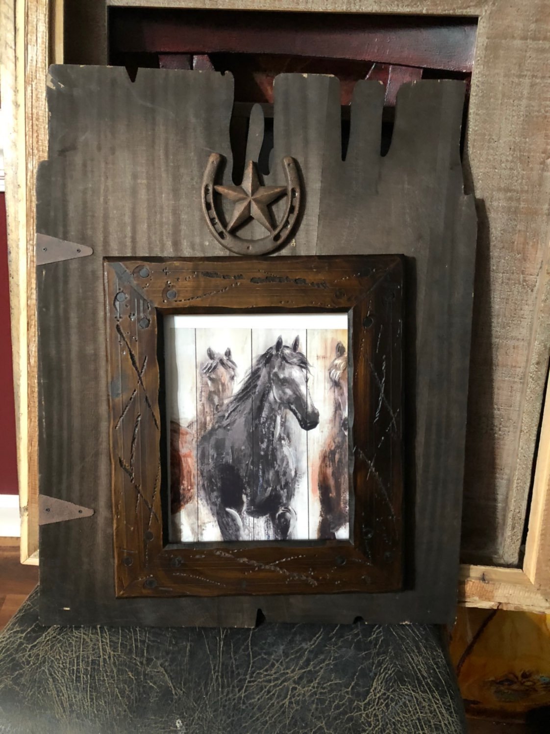Print a wild horses in a frame on a plan