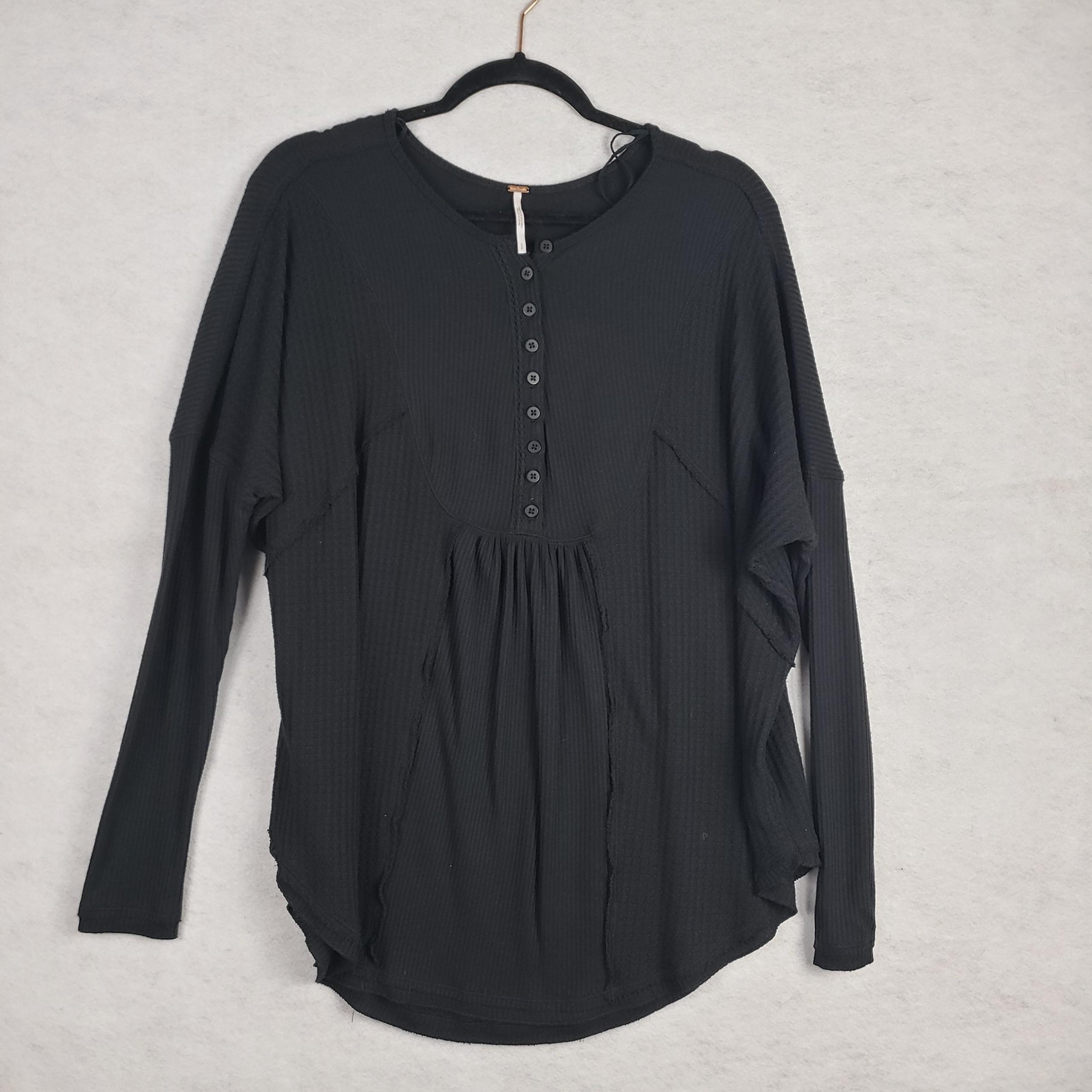 Free People Women's S Leo Henley Black Oversized Relaxed Fit Waffle Knit Basic
