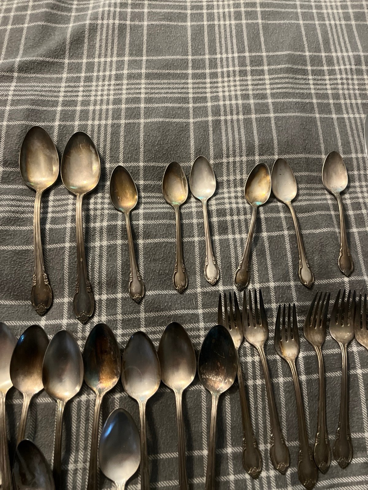 Vintage 1847 Roger Bros Remembrance Silver Utensil Lot