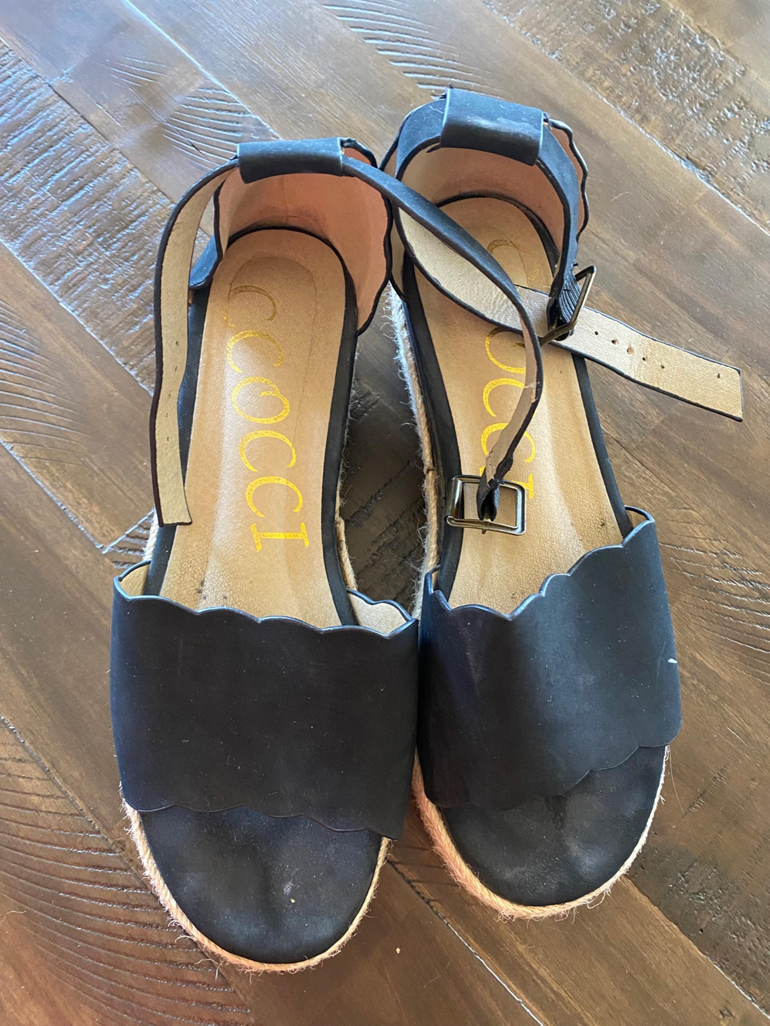 Boutique Style Espadrille Platform Sandals Scalloped black women size 8.5