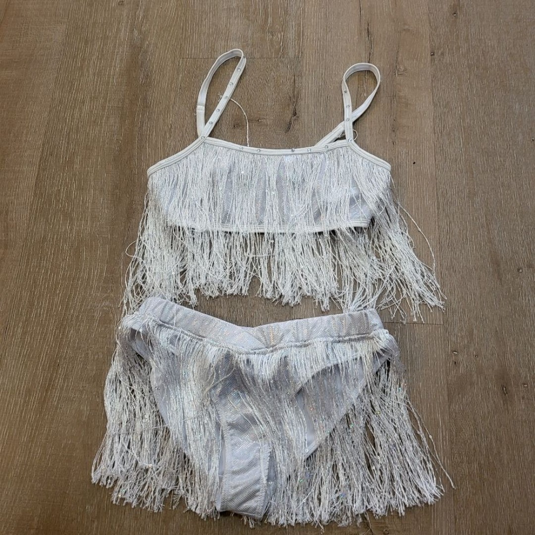 Trickz N' Treatz Doll Kills Costume White Fringe Top & Bottoms