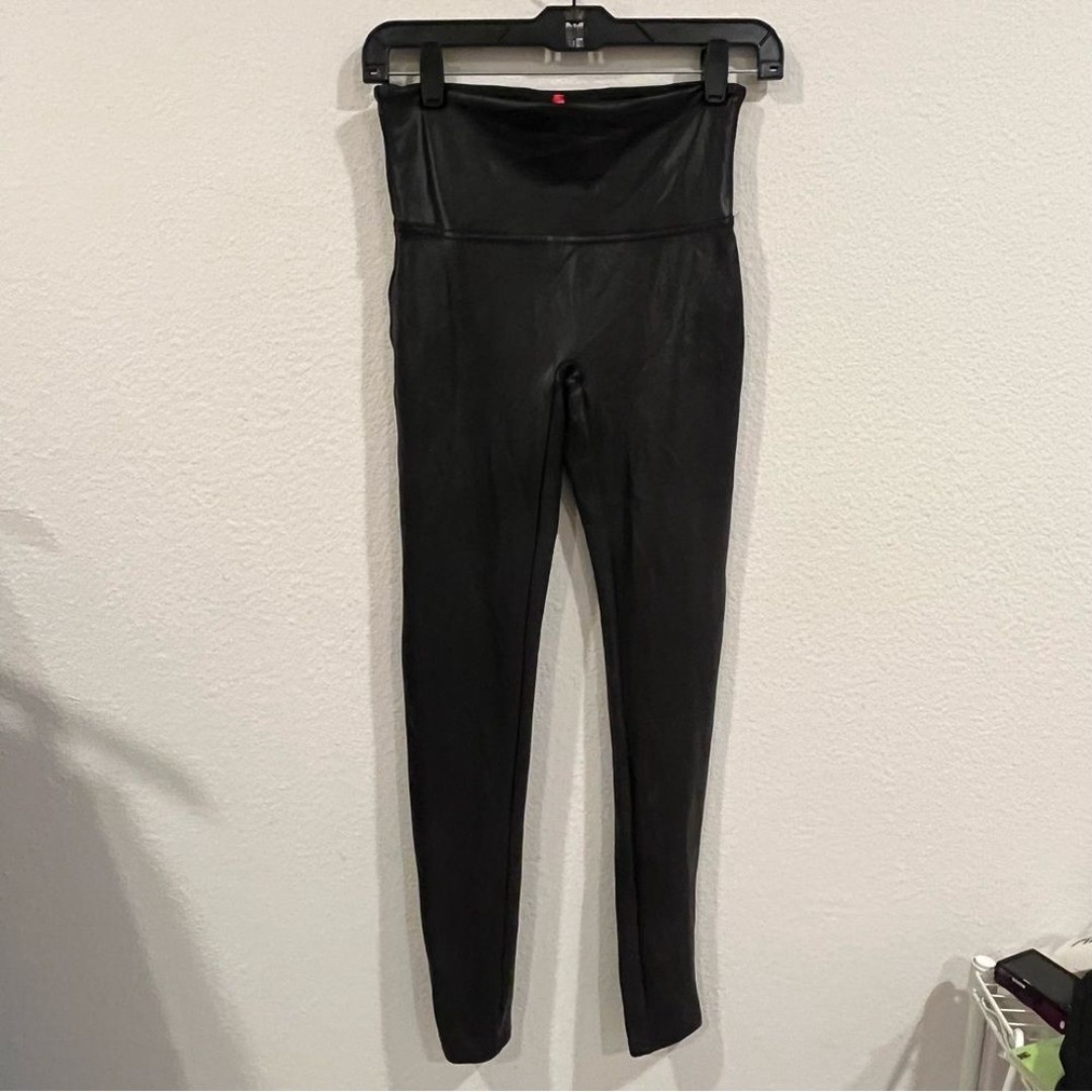 Spanx size medium faux leather high rise leggings