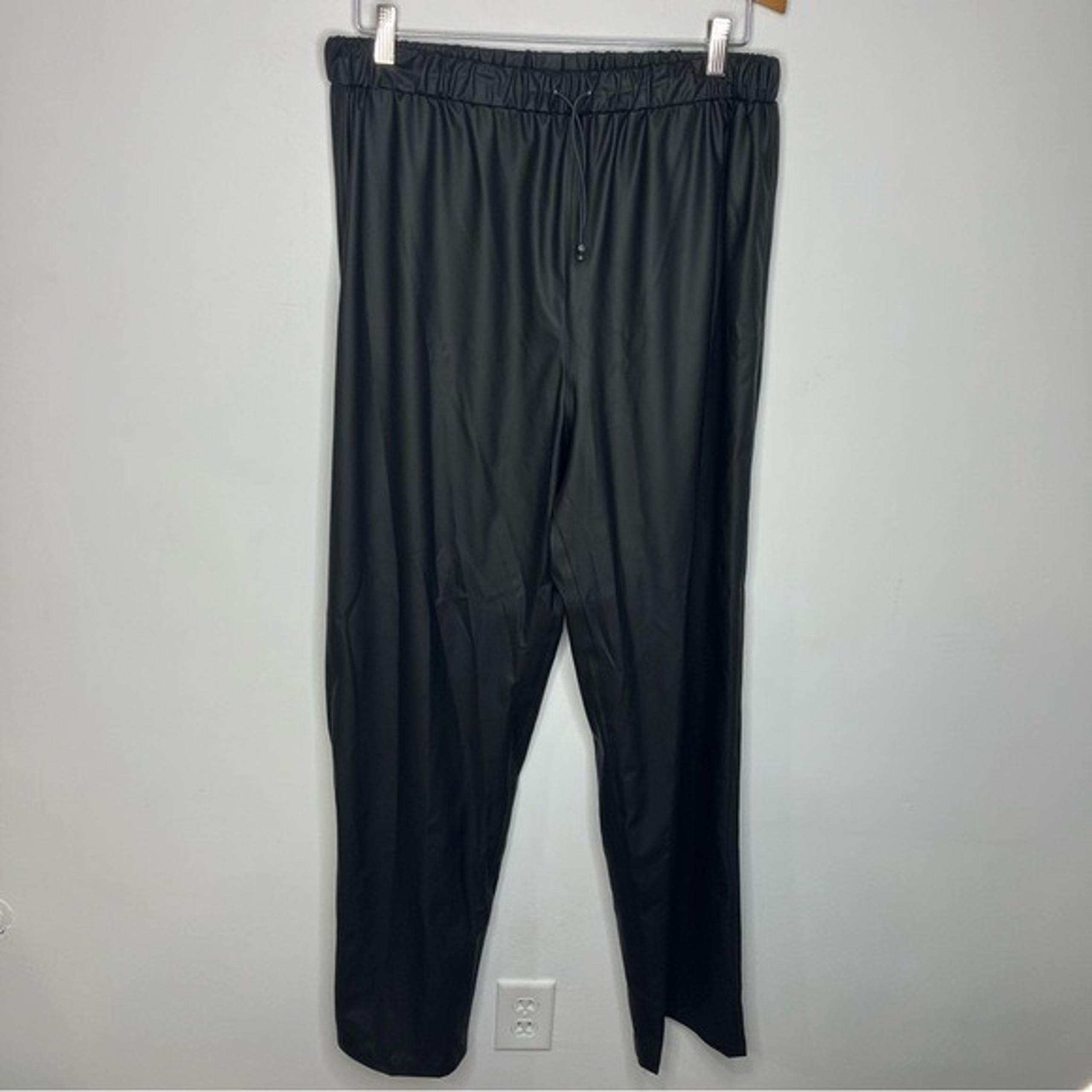 Helly Hanson rain pants size large black