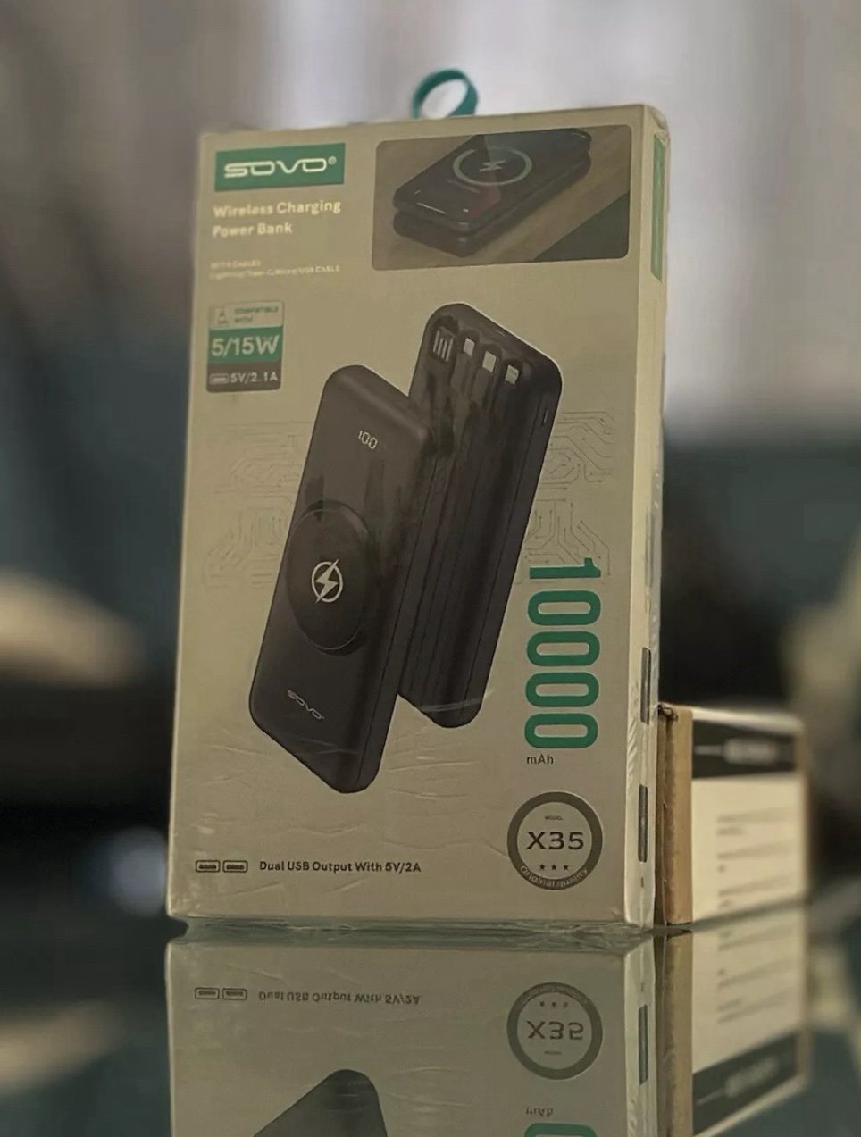 Wireless Charging Power Bank ,10000 Mah, 4 Cables Lightening/Type C/ Micro/ USB