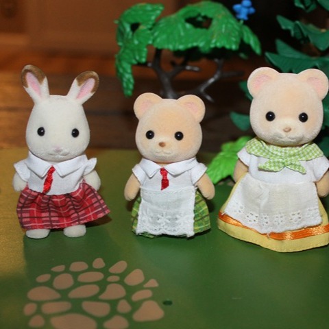 Sylvanian Families Calico Critter 3 SCHOOL LOT CRITTERS DONUT LUNCHES MUSIC EUC