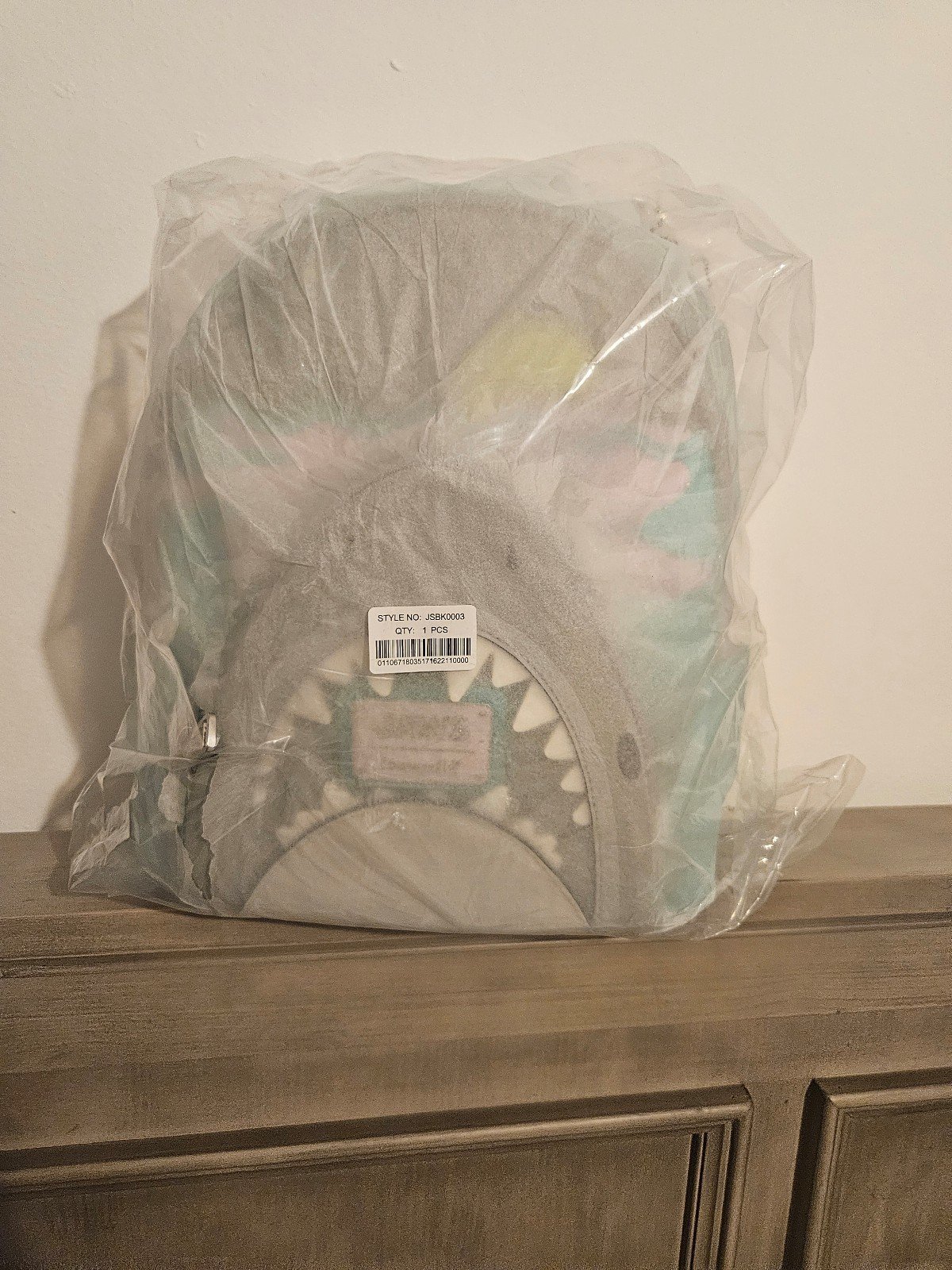 Brand new jaws 2024 loungefly backpack and wallet