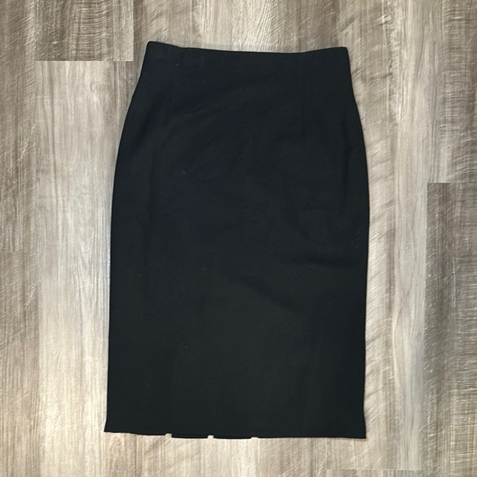 Escada New Wool Fringe Vent Back Skirt - 38 (US 8)