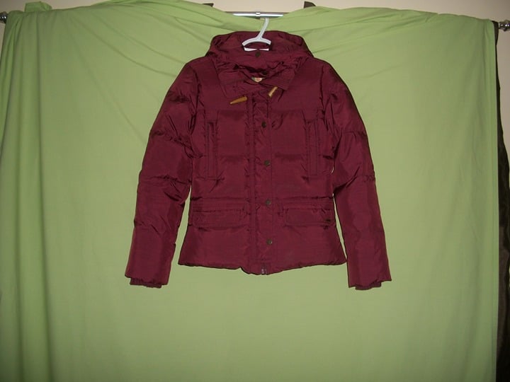 Levi's Vintage 2012 Merlot Color Down Puffer Jacket Hoodie