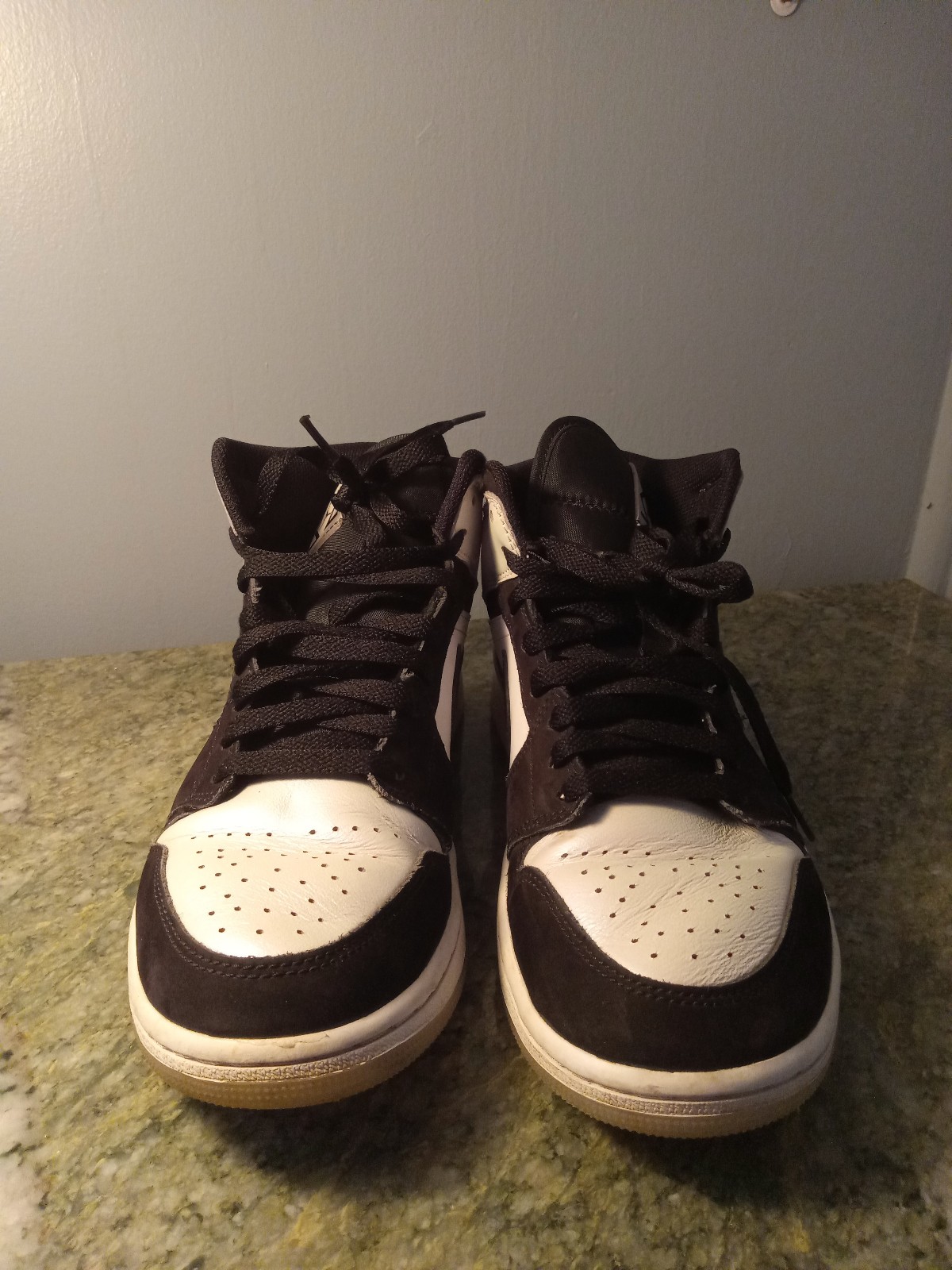 Nike Air Jordan 1 Omega Black and White