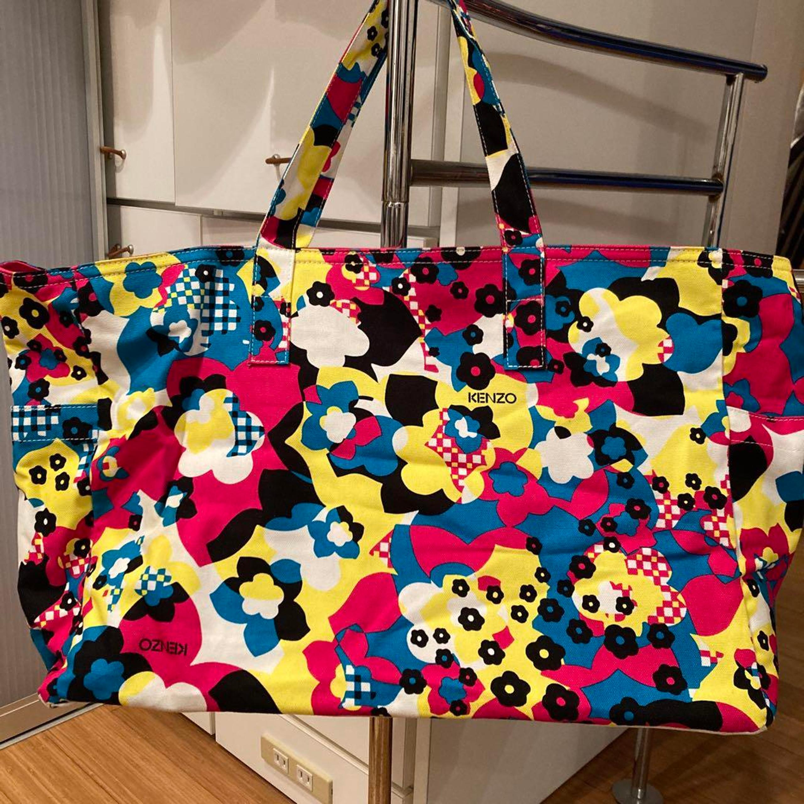 Ladies' KENZO Tote Bag - Pop, Retro, Colorful, and perfect as a Mother's Bag