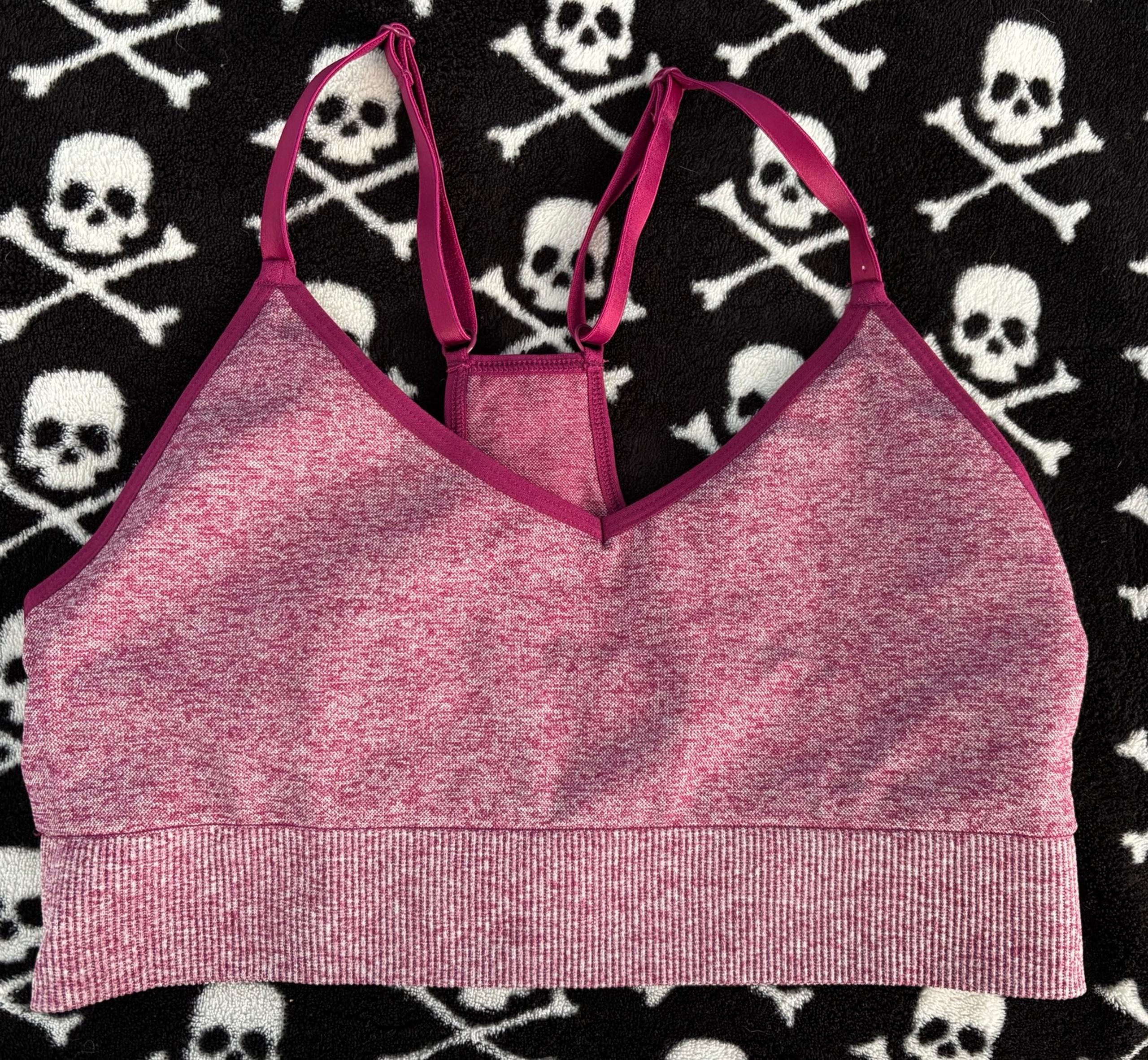 NWT VS PINK Active size medium sports bra Victoria’s Secret Pink racerback NEW