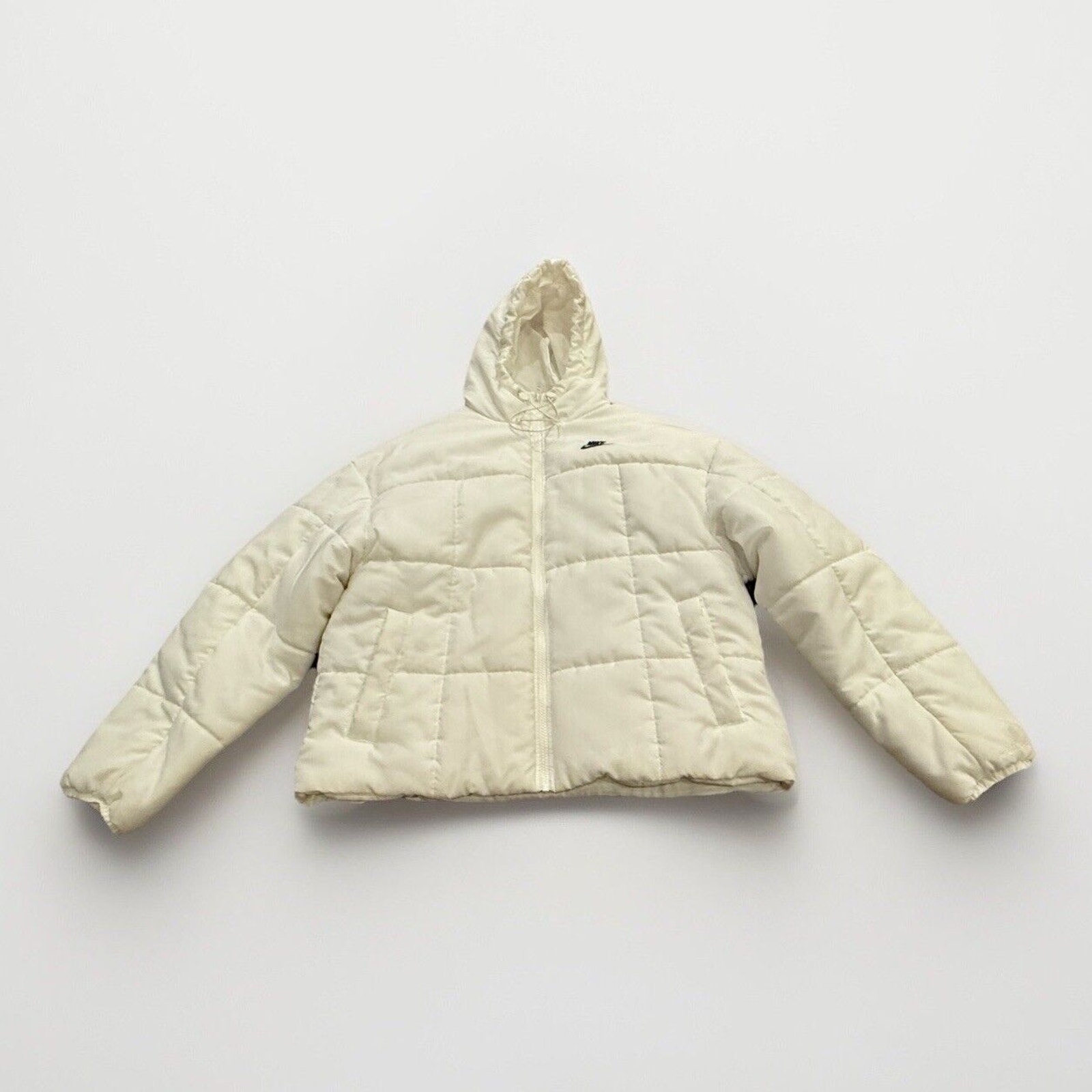 Nike Sportswear Classic Womens White Therma-FIT Puffer Jacket Size M FB7672-100